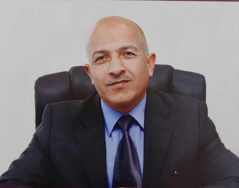 صورة أحمد محمد أبو حمور في مناسبة رسمية