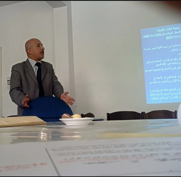 صورة أحمد محمد أبو حمور في مناسبة رسمية